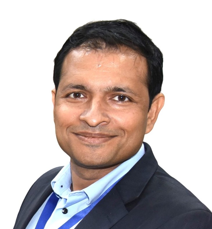 प्रो. प्रकाश तिवारी, प्रशासन के डीन